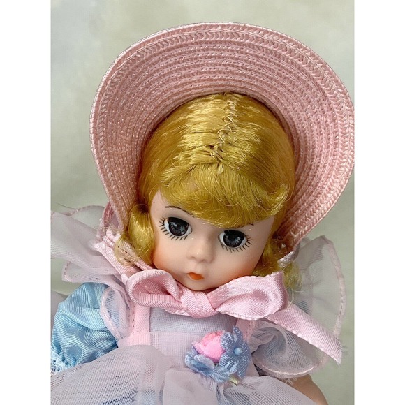 Madame Alexander Wendy MADC 1989 Exclusive Limited Edition Club Doll - Picture 4 of 13